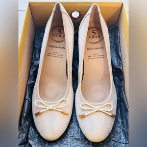 Obermain Women Shoes size 38, New With Little Defect 😍